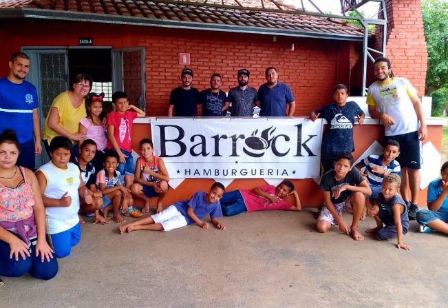 ‘Anjo da Guarda’ comemora aniversários com participação da Barrock Hamburgueria