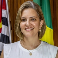 THAÍS BARRETA MICHELLI POVLIUK